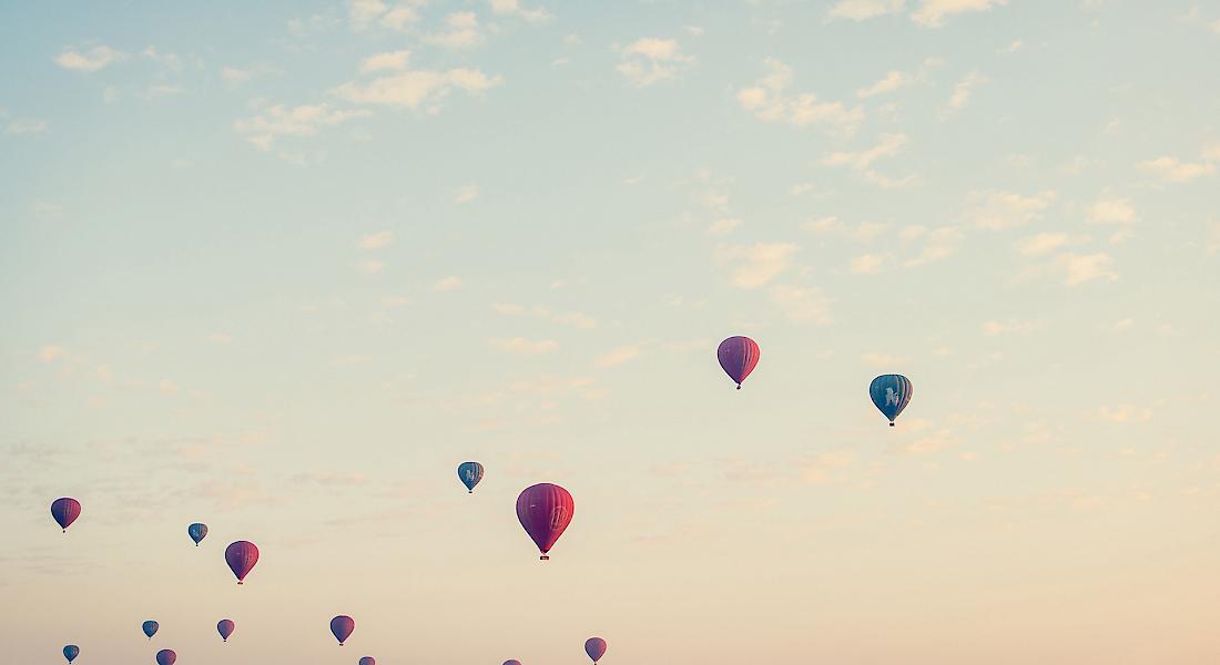 Heissluftballons am Himmel