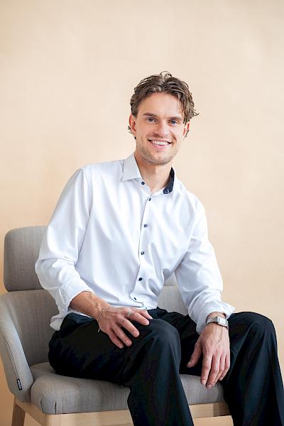Tom Lasse Johannsen Close-Up